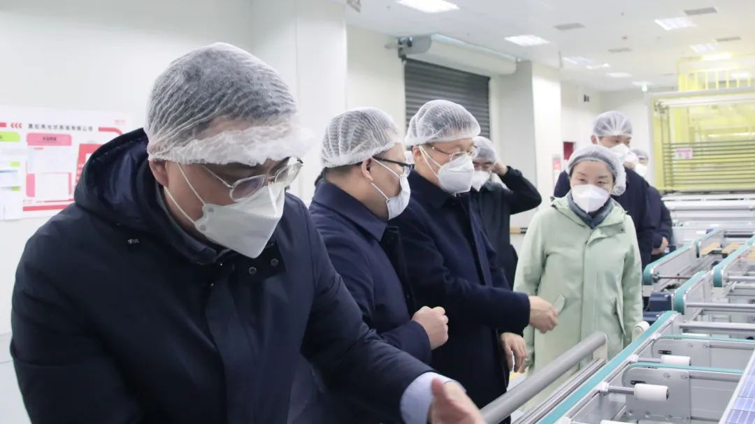 阜阳市委副书记、市长刘玉杰一行莅临安徽赛拉弗参观指导